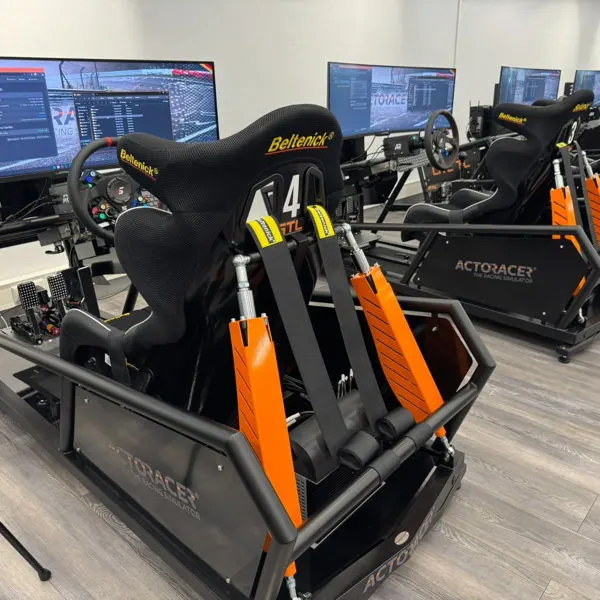 Sim-Racing-Center im SimRaceShop Lich